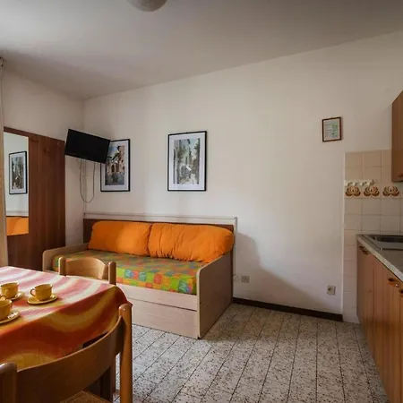 Holiday Park Michelangelo, Spiaggia Apartment *